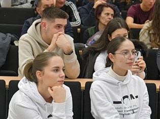 smotra-sveucilista67 .JPG